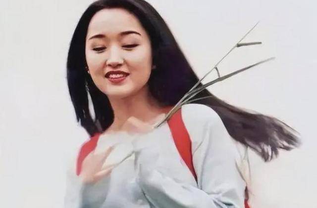 welcome皇冠注册_隐瞒了28年后welcome皇冠注册,杨钰莹终于坦白:如果当年接受毛宁,现在早已当妈