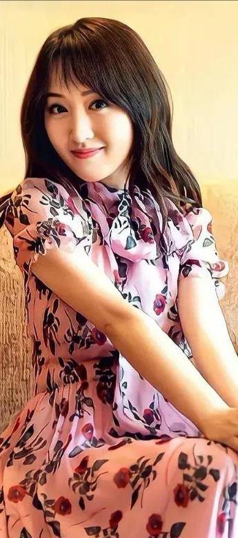 welcome皇冠注册_隐瞒了28年后welcome皇冠注册,杨钰莹终于坦白:如果当年接受毛宁,现在早已当妈